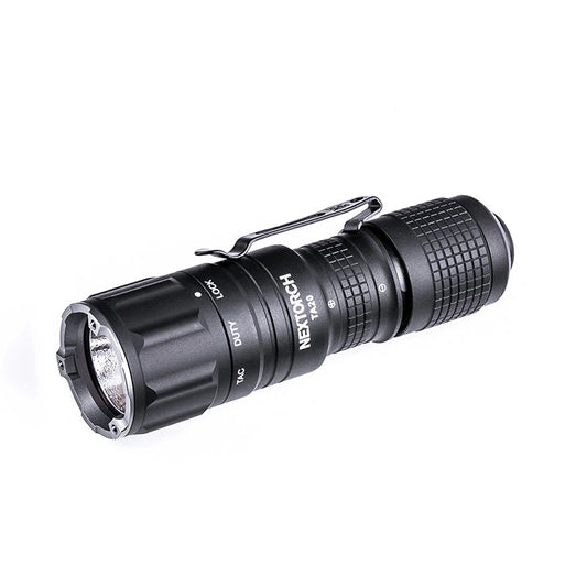 Lampe de poche tactique LED TA20, 1 000 lumens (batterie incluse)