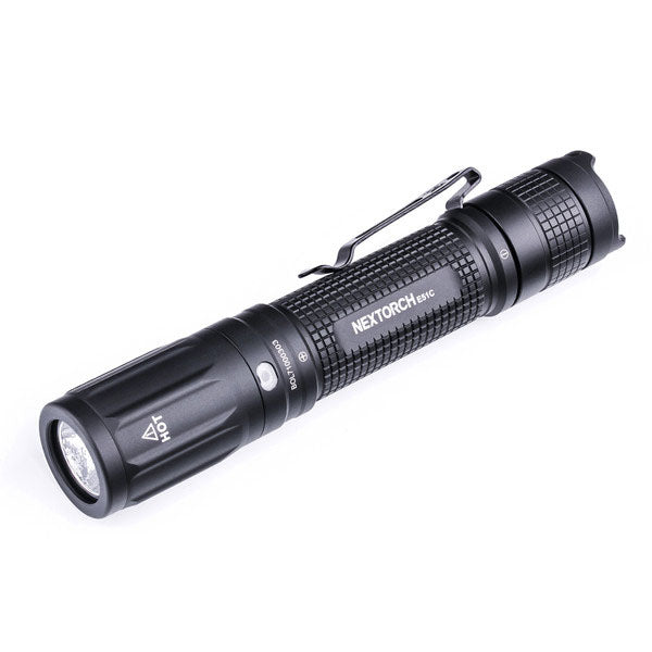 Lampe de poche LED E51C, 1 600 lumens (batterie incluse)