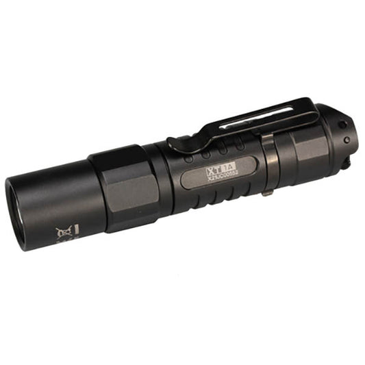 Torcia LED XT1A, 1.000 lumen (batteria inclusa)